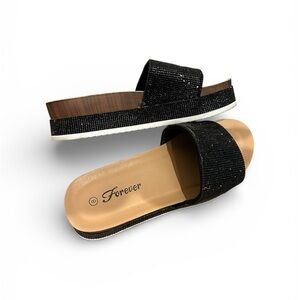 Forever Women's Black Slide Sandals